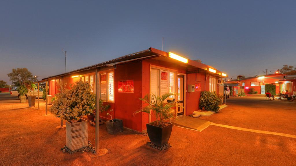 Halls Creek Motel Eksteriør bilde